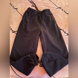 Aritzia extra fleece mega fit sweatpants